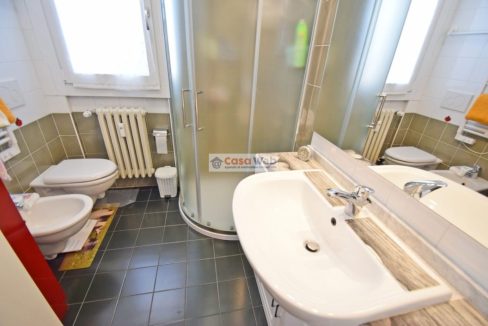 06-2 Bagno